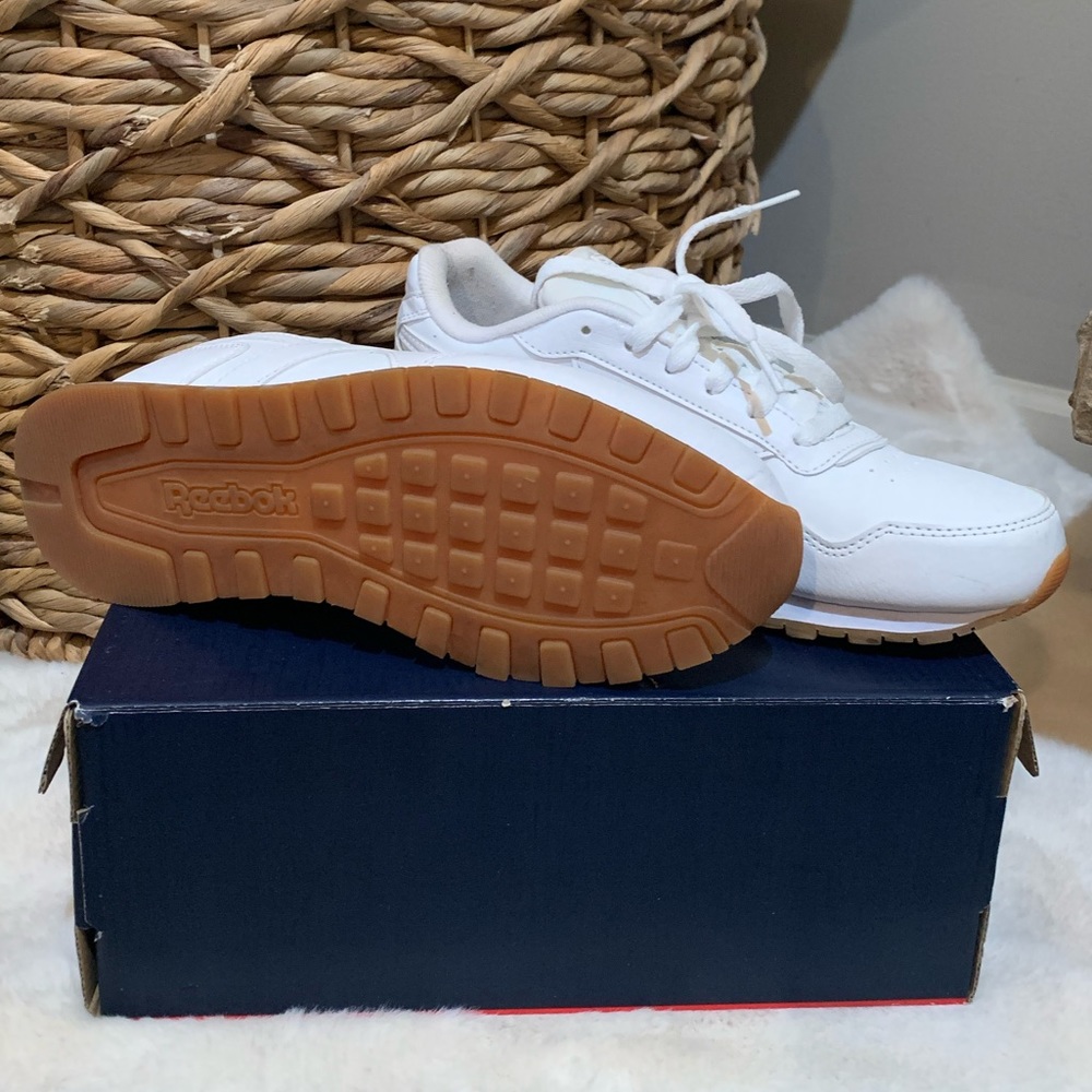 Reebok sneakers - Picture 2 of 4
